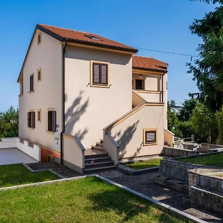 Downtown Bepi Apartman *